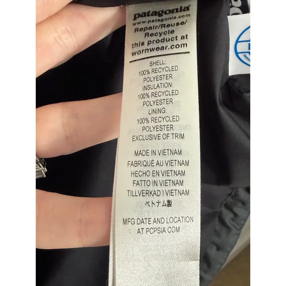 Patagonia‎ Youth Dark Grey Puffer jacket size XXL 16-18